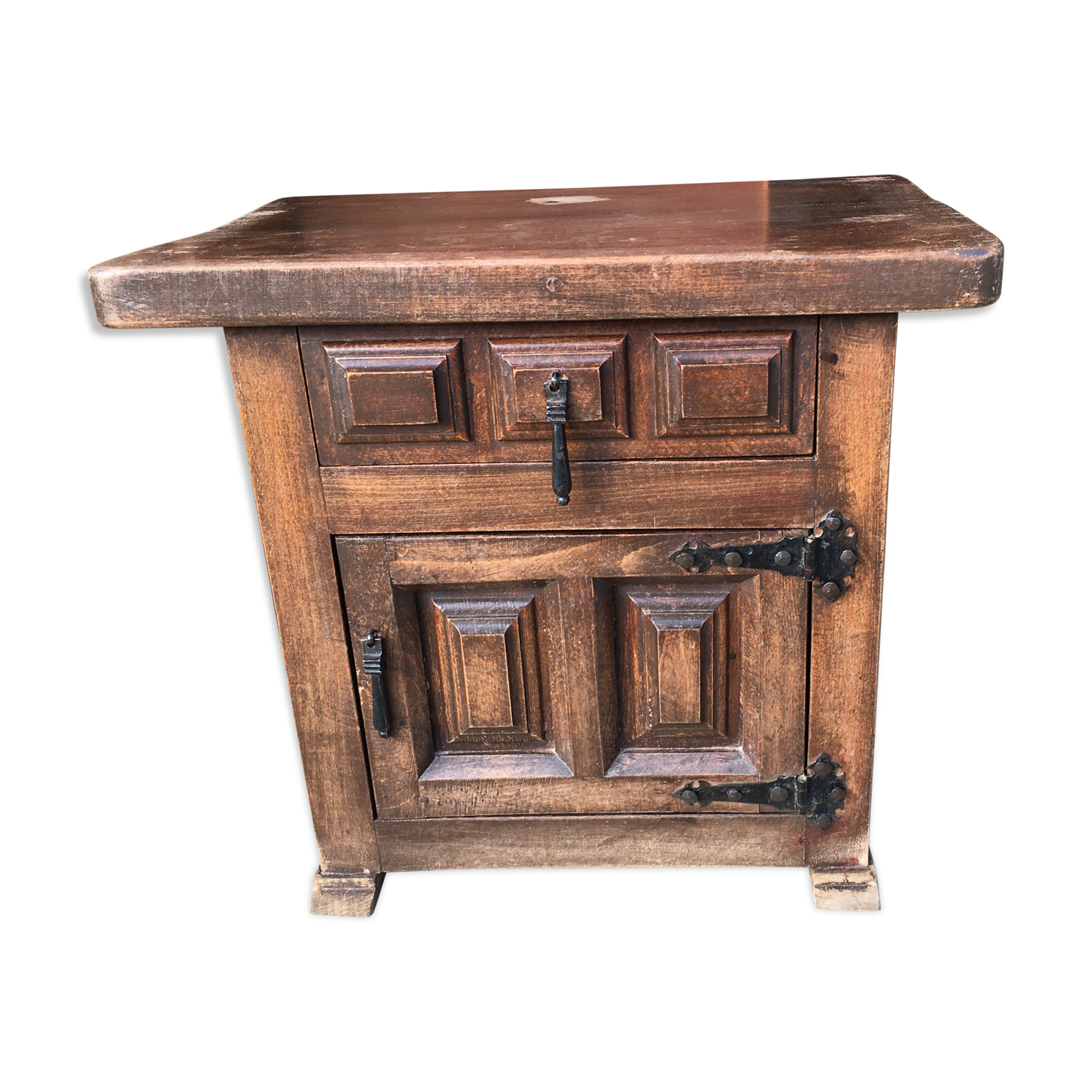 Breton style bedside