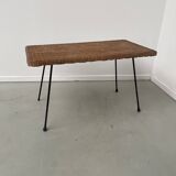 Table basse osier tressé et métal 1960