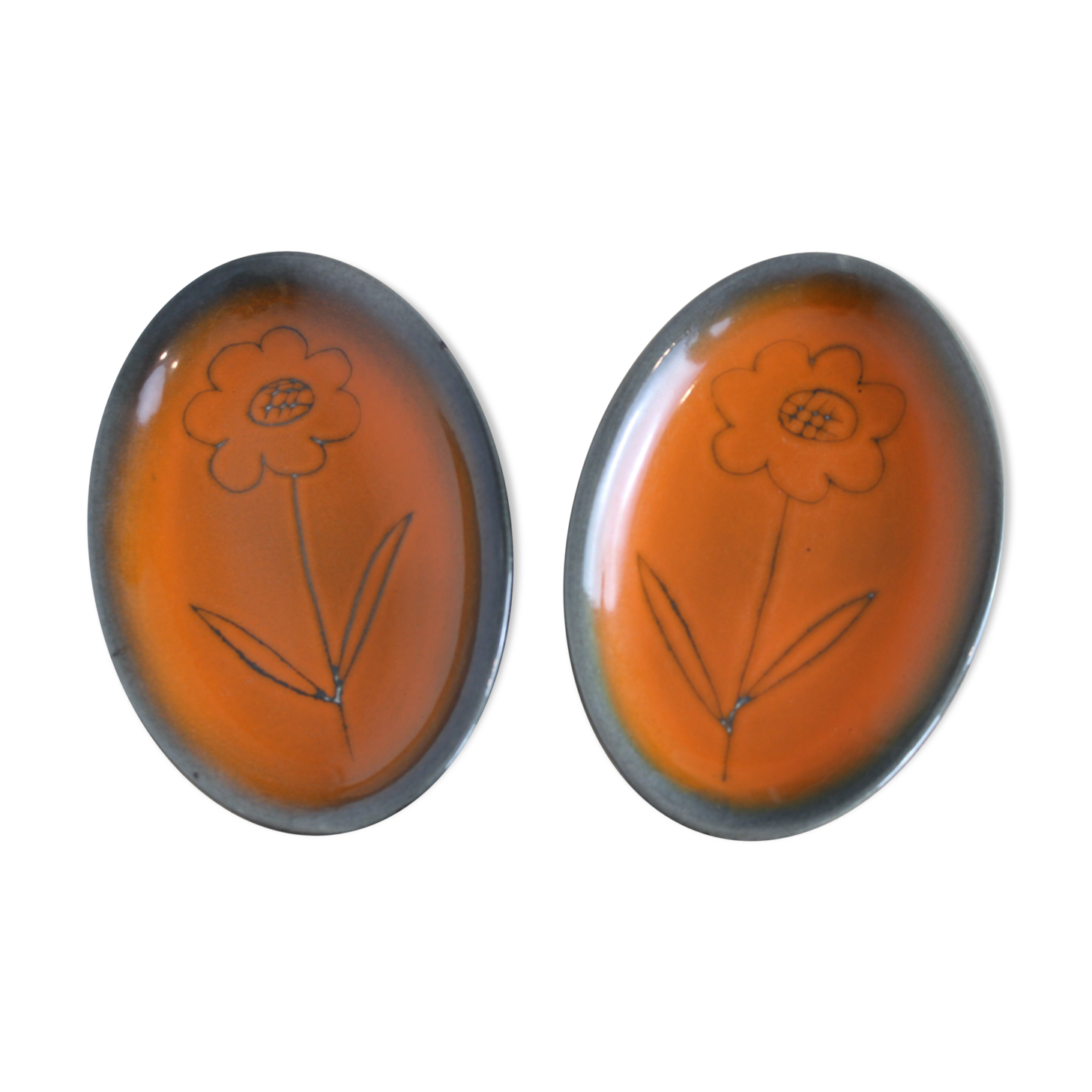 Set of 2 ceramic aperitif cups Niedervillers Calut, mid century, orange flowers