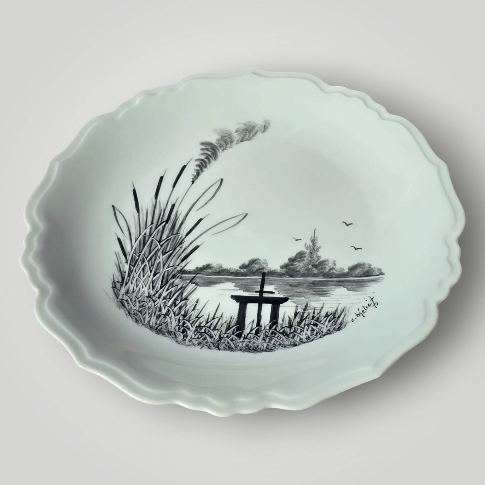 Service de 13 assiettes vintage de Limoges décorées à la main