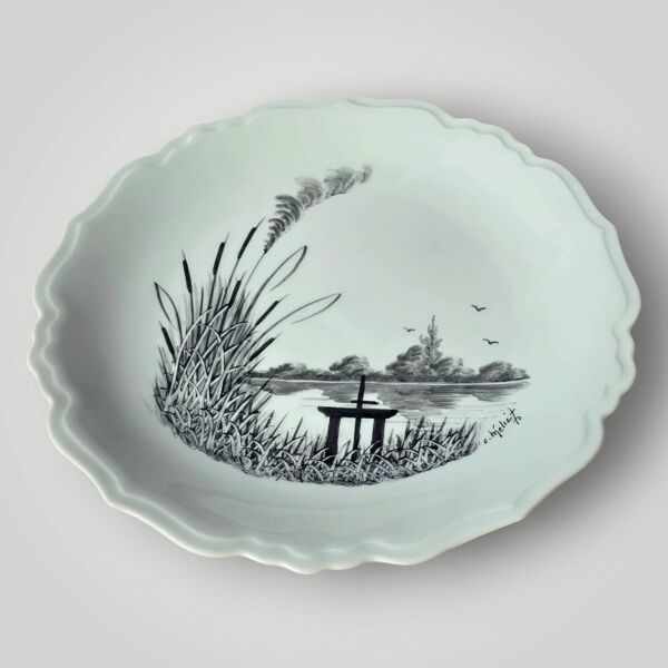 Service de 13 assiettes vintage de Limoges décorées à la main