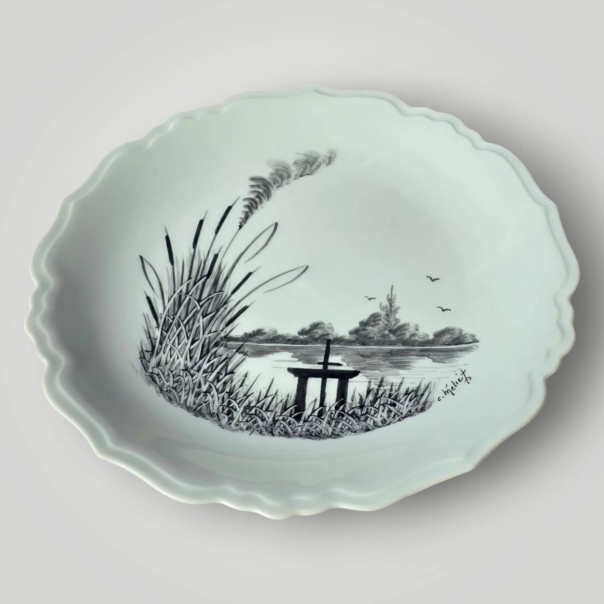 Service de 13 assiettes vintage de Limoges décorées à la main
