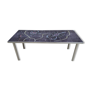 Table basse dessus en céramique