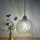 Suspension globe vintage en verre ambré