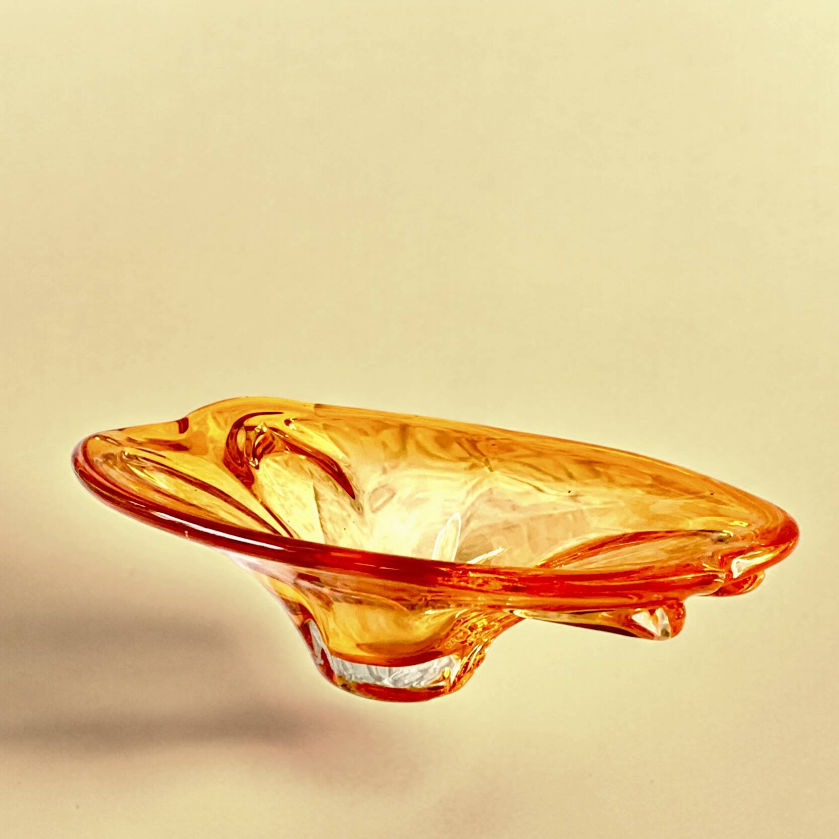 Vide-poche vintage en verre orange