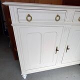 Vintage sideboard revamped in Parisian style.