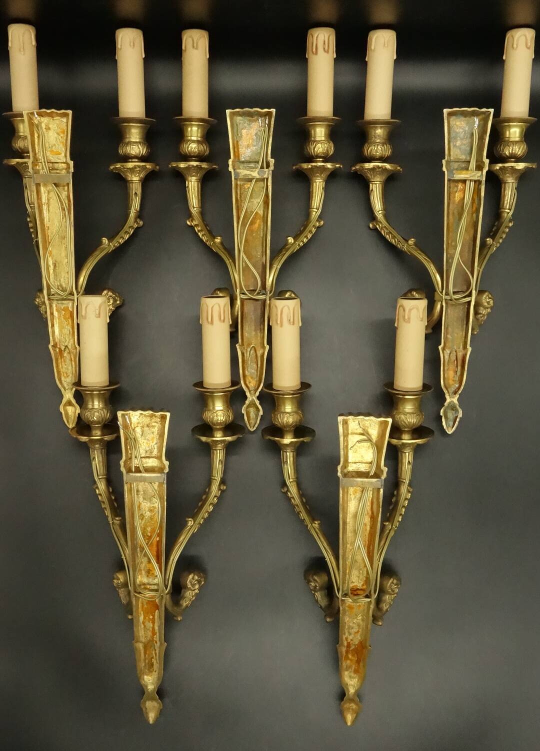 Set of 5 large sconces, quivers and ram's heads, Louis XVI style - bronze