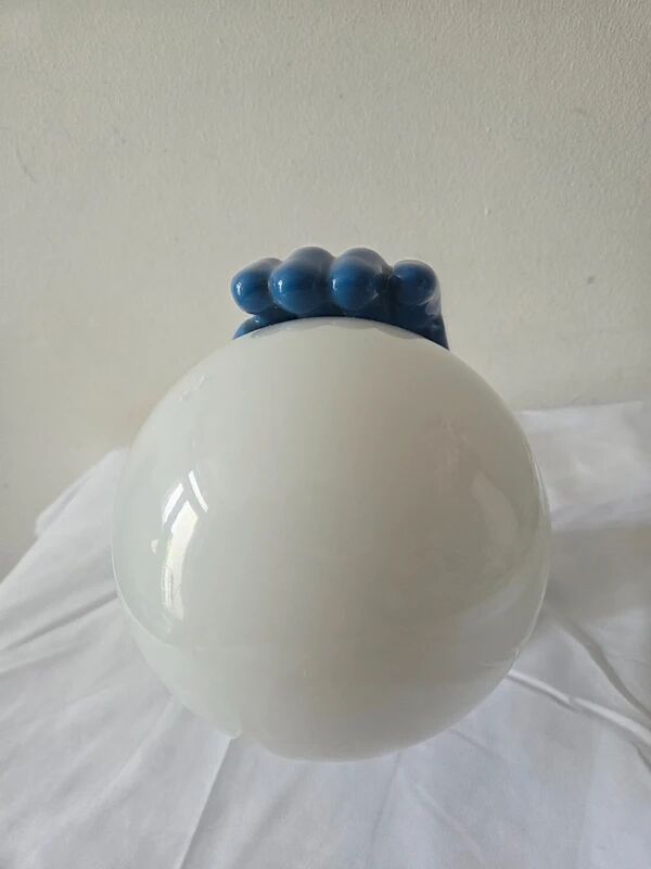 1980s wall lamp, hand with light globe, white ceramic - 80s design