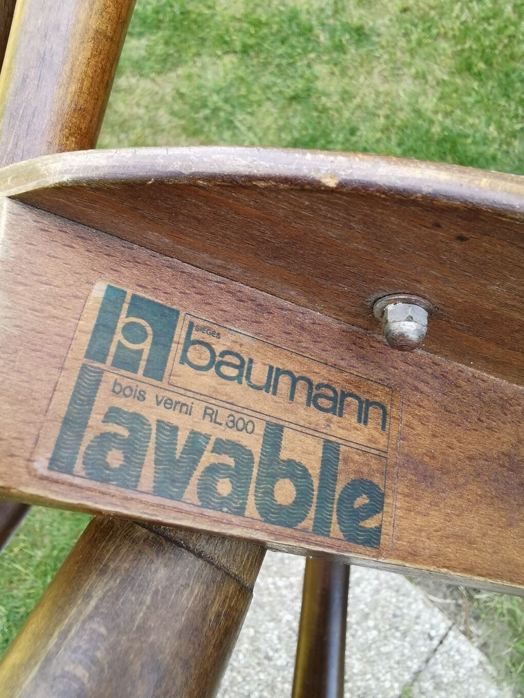 Lot de 20 chaises bistrot dépareillées