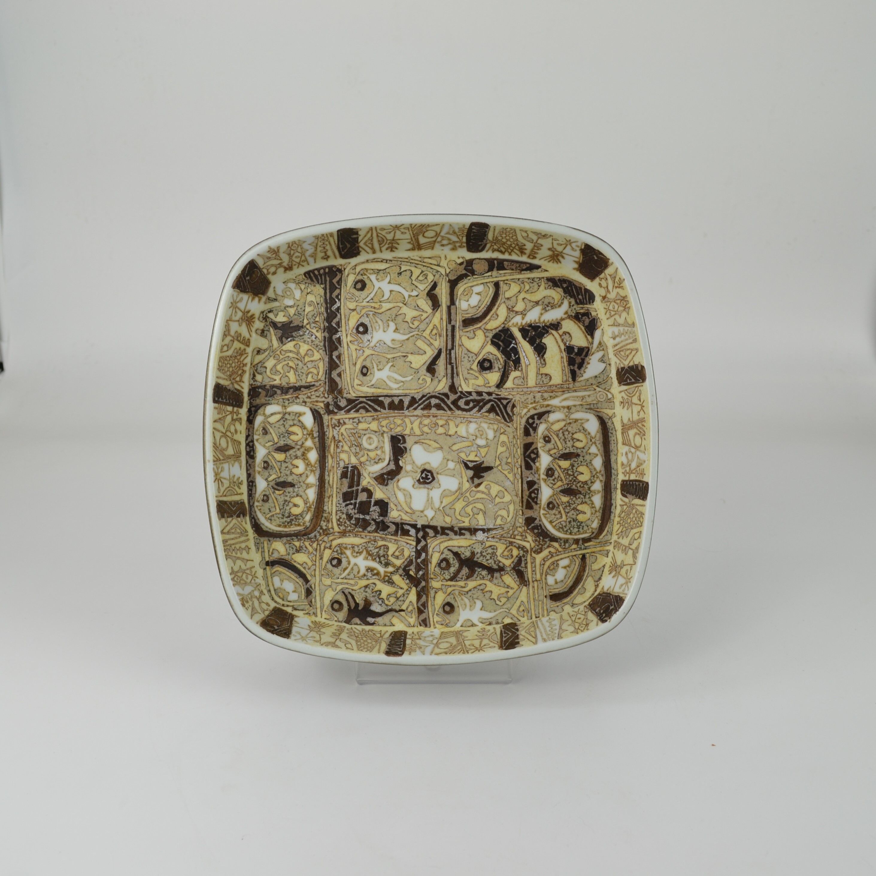 Set of four earthenware dishes Baca series by Johanne Gerber and Nils Thorsson for Royal Copenhagen