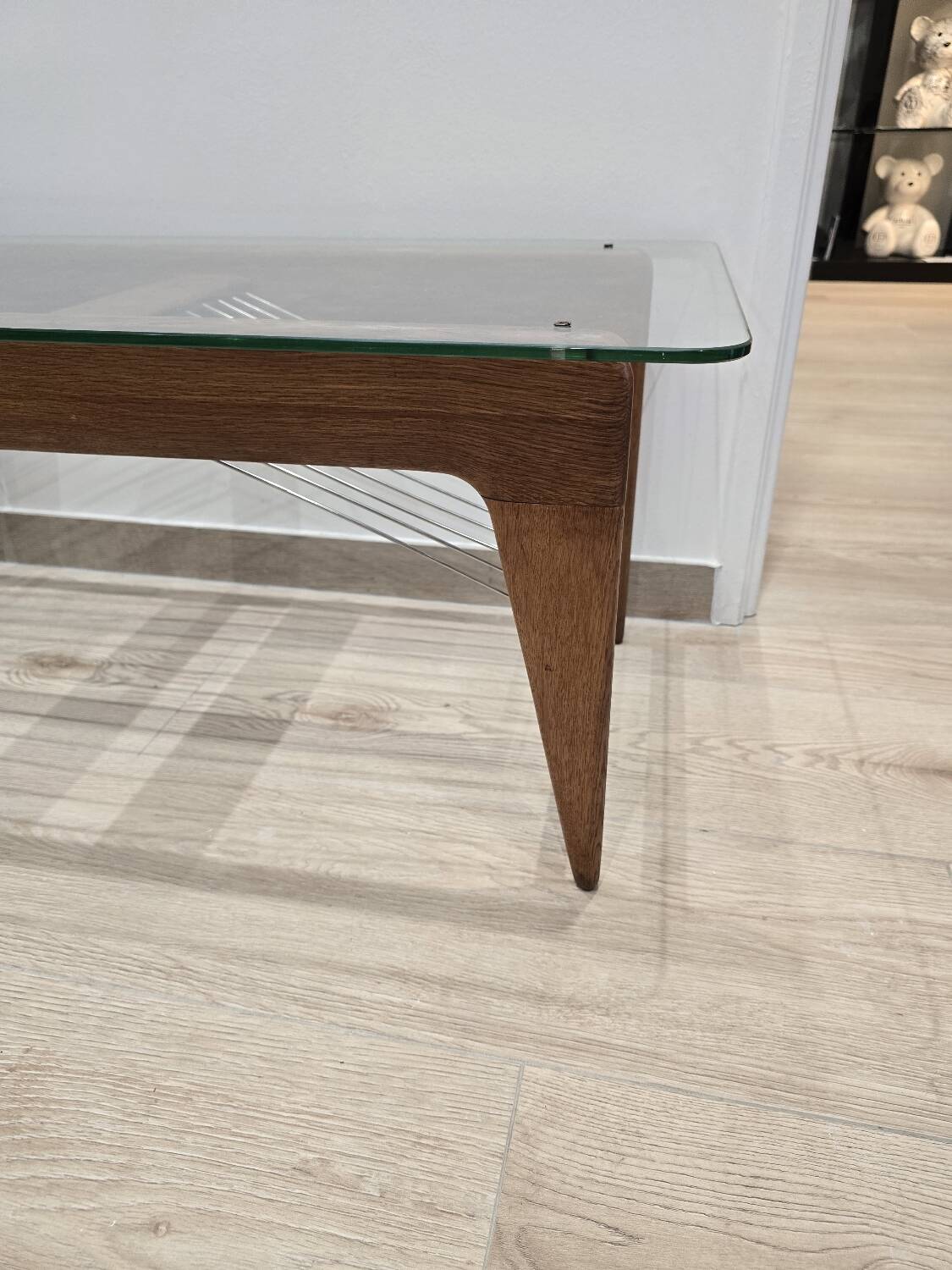 Table basse vintage en bois et verre – Design scandinave 50’s