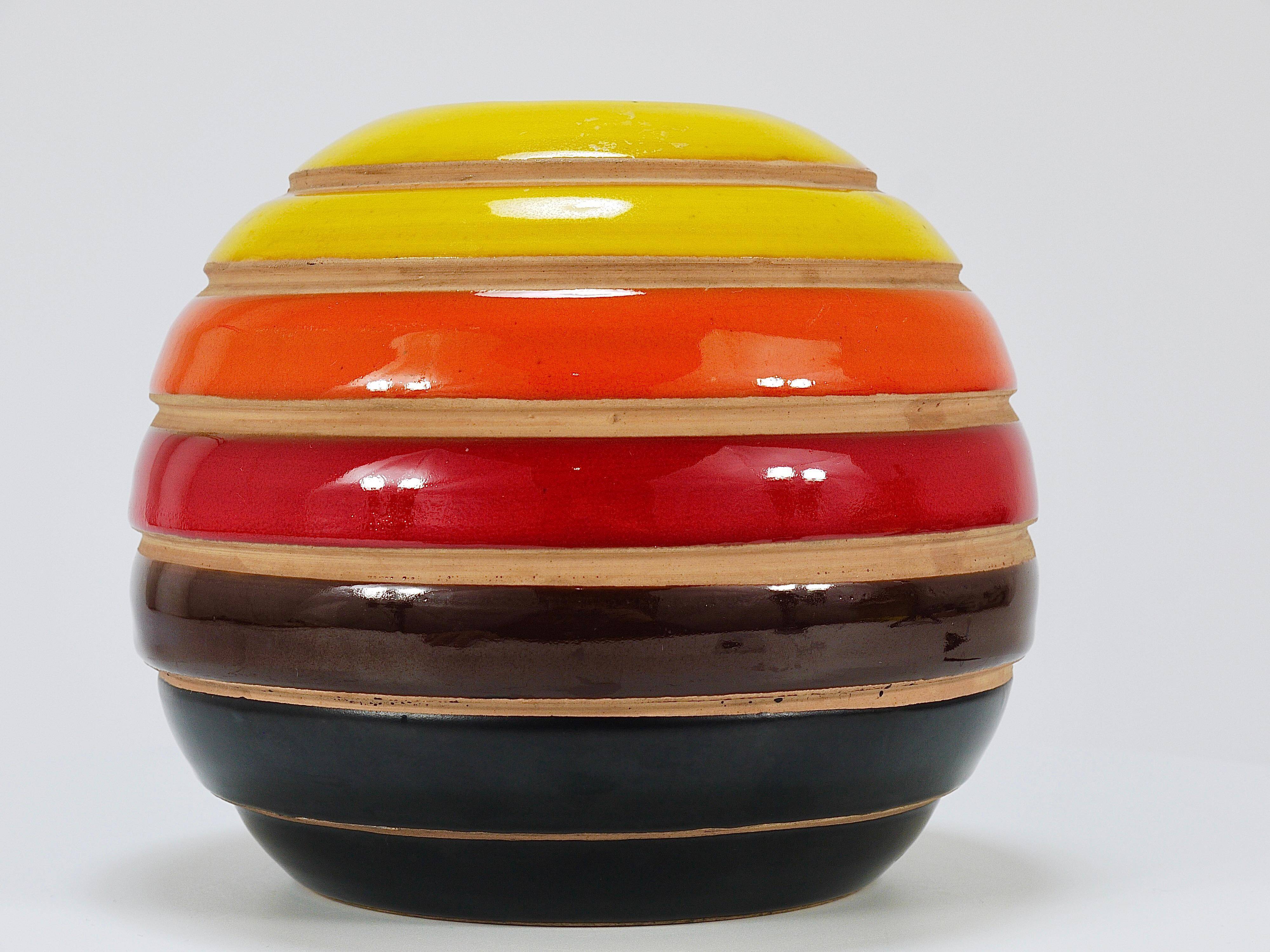 Vase boule en céramique rayé Aldo Londi Bitossi, Italie, 1960s