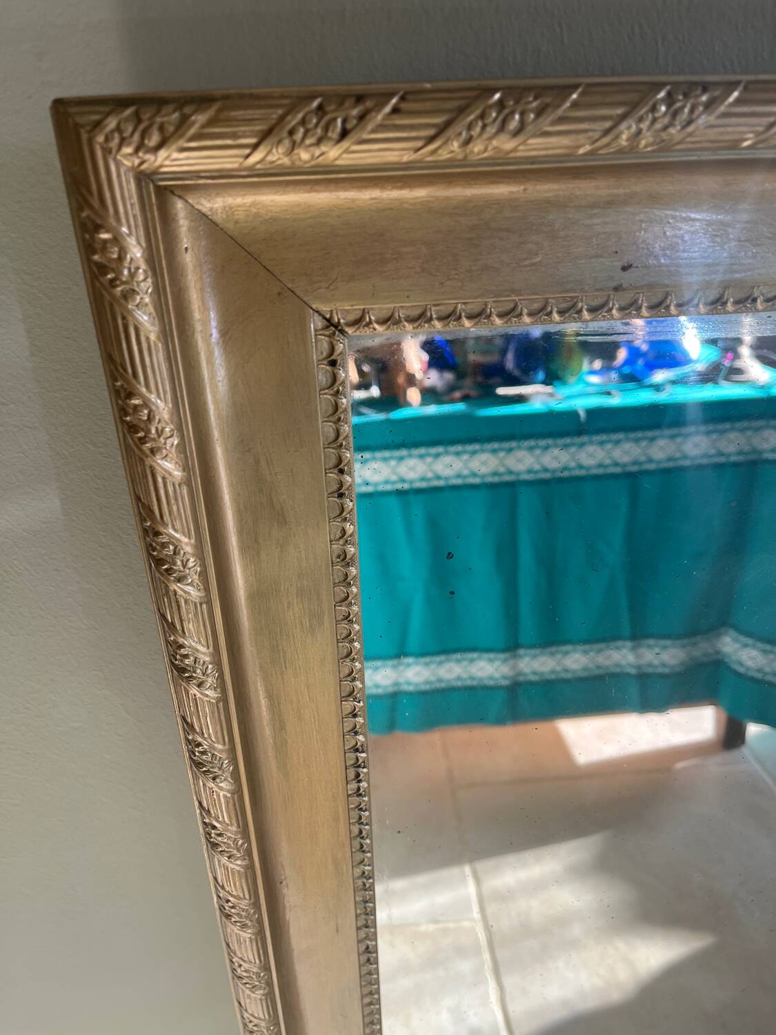 Grand miroir ancien