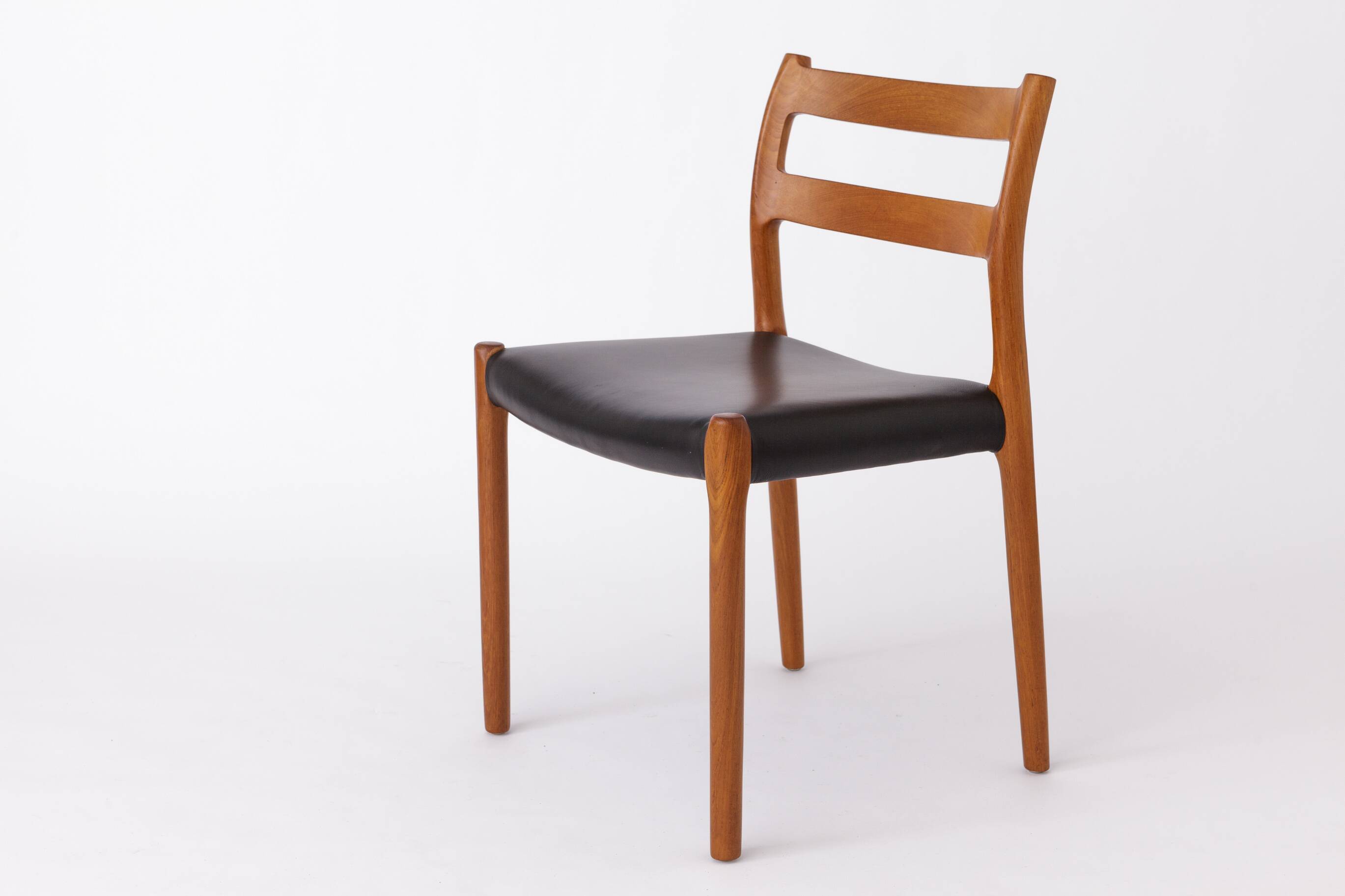 Set of 5 Niels Otto Møller Model 84 Chairs – Danish Teak & Leather