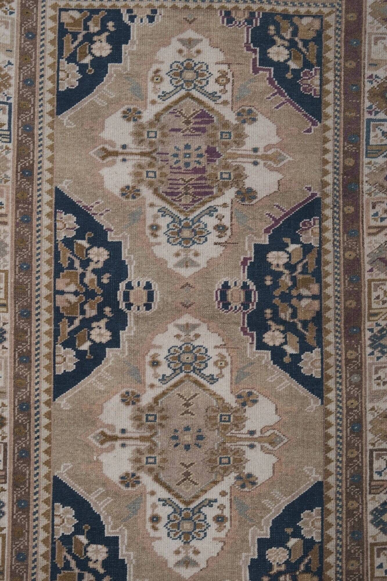 Tapis Oushak turc vintage 91x156 cm