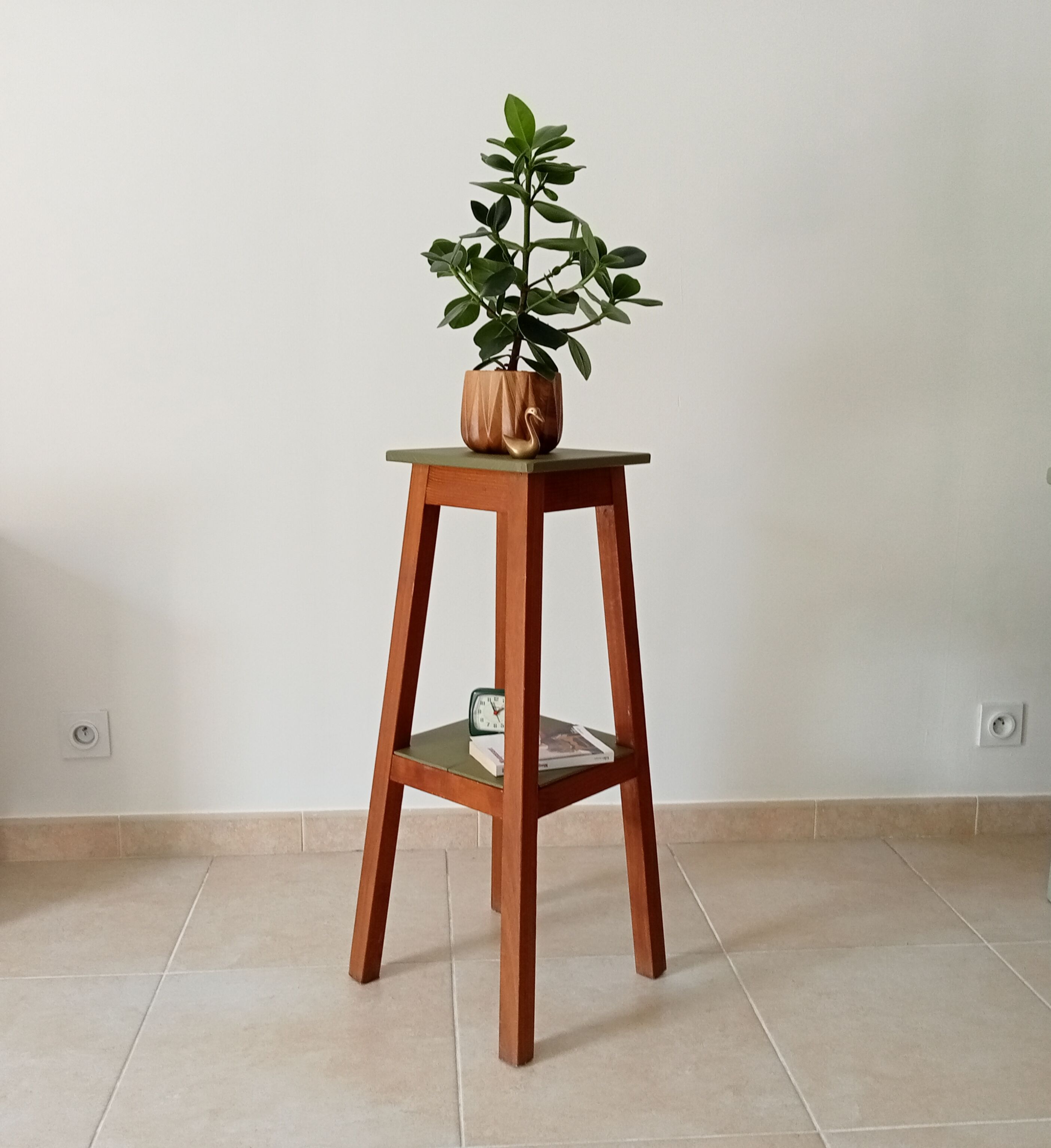 Vintage solid wood high stool
