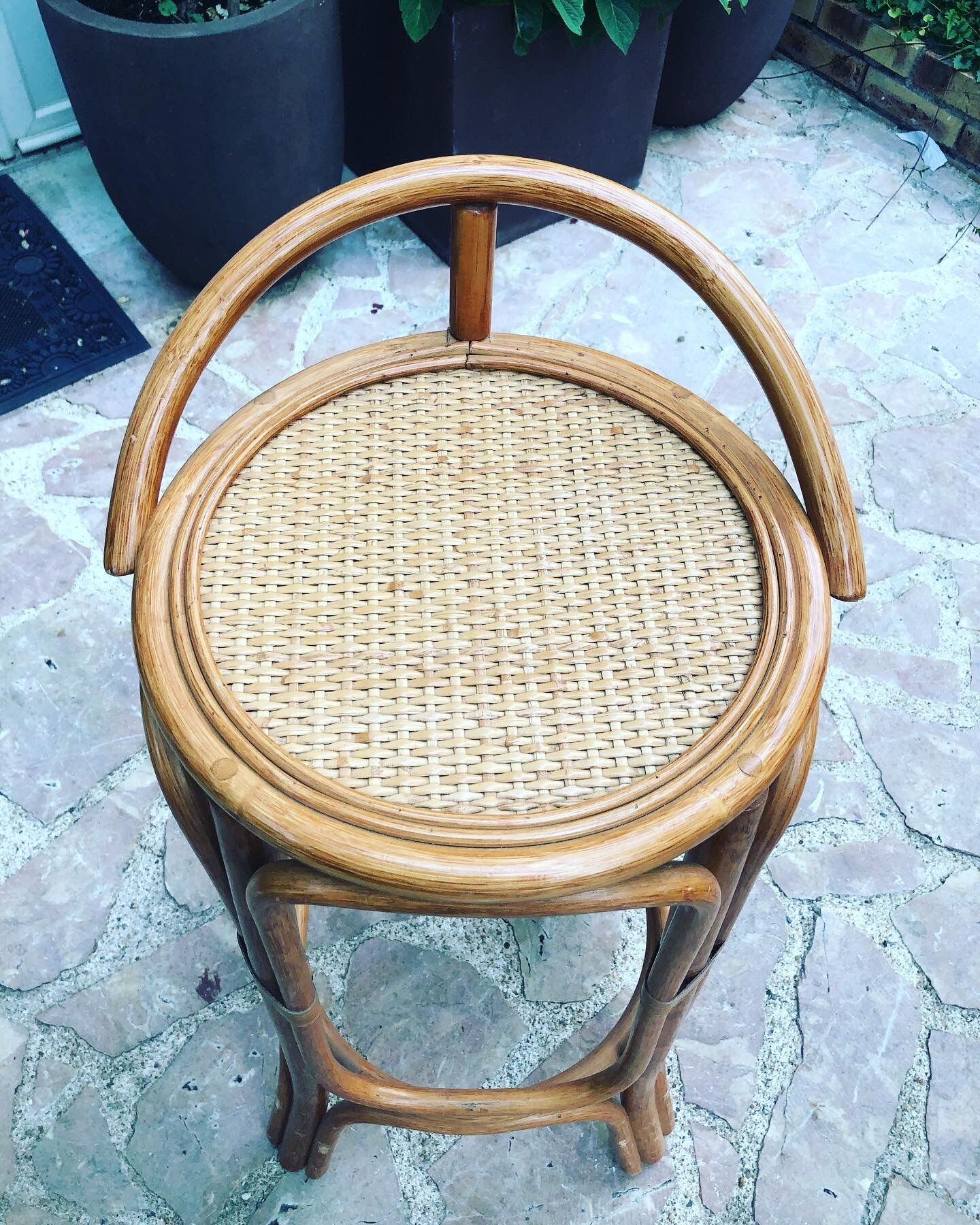 Bar en rotin avec tabouret