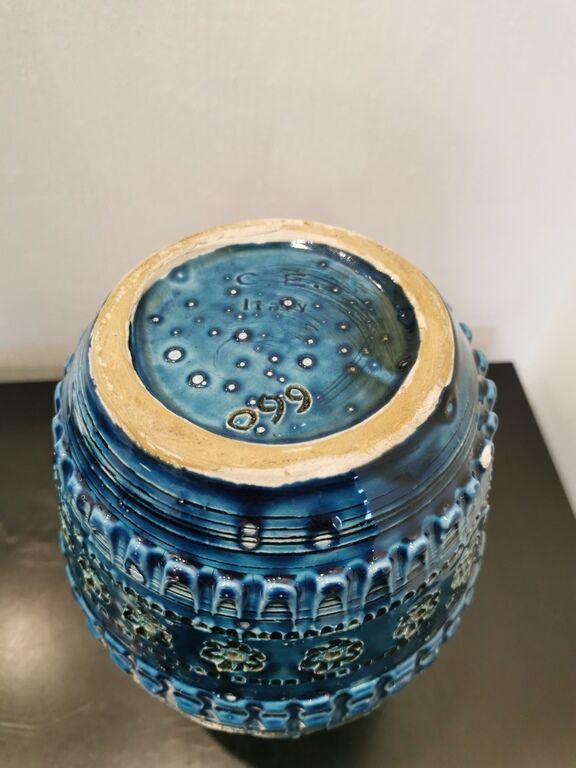 Blue vase by Aldo Londi