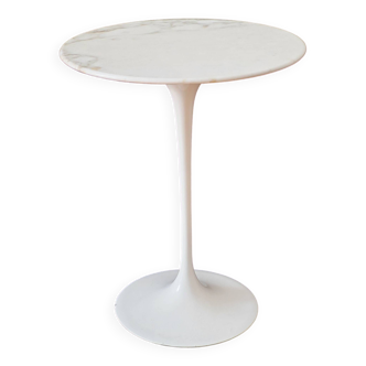 "Tulip" table by Eero Saarinen in white marble Edition Knoll International 1957