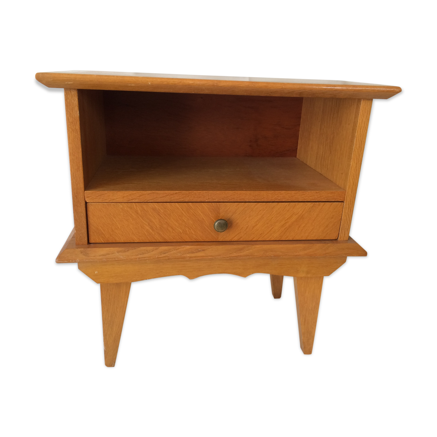 Bedside from the years 1950-1960