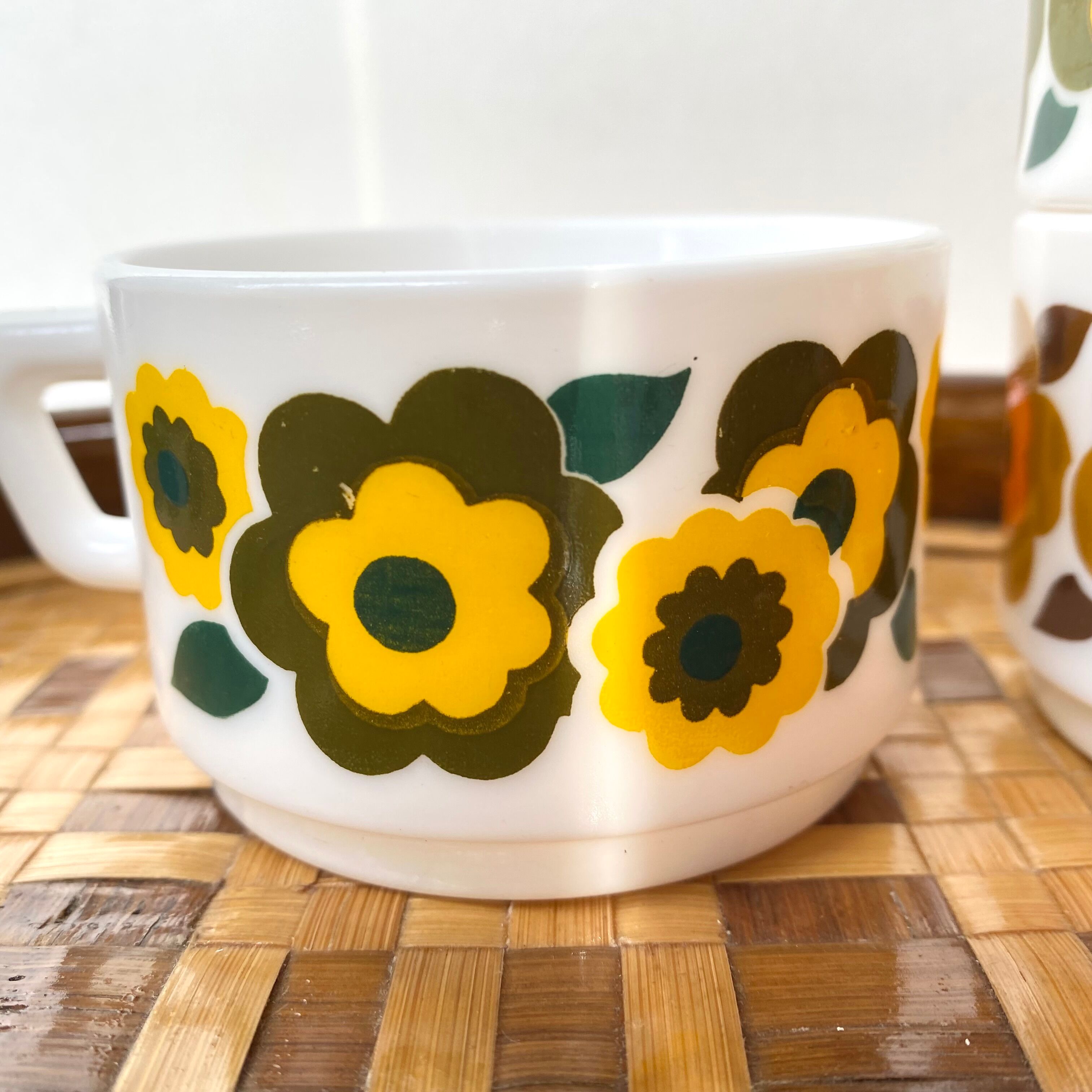 Vintage lotus arcopal coffee cups