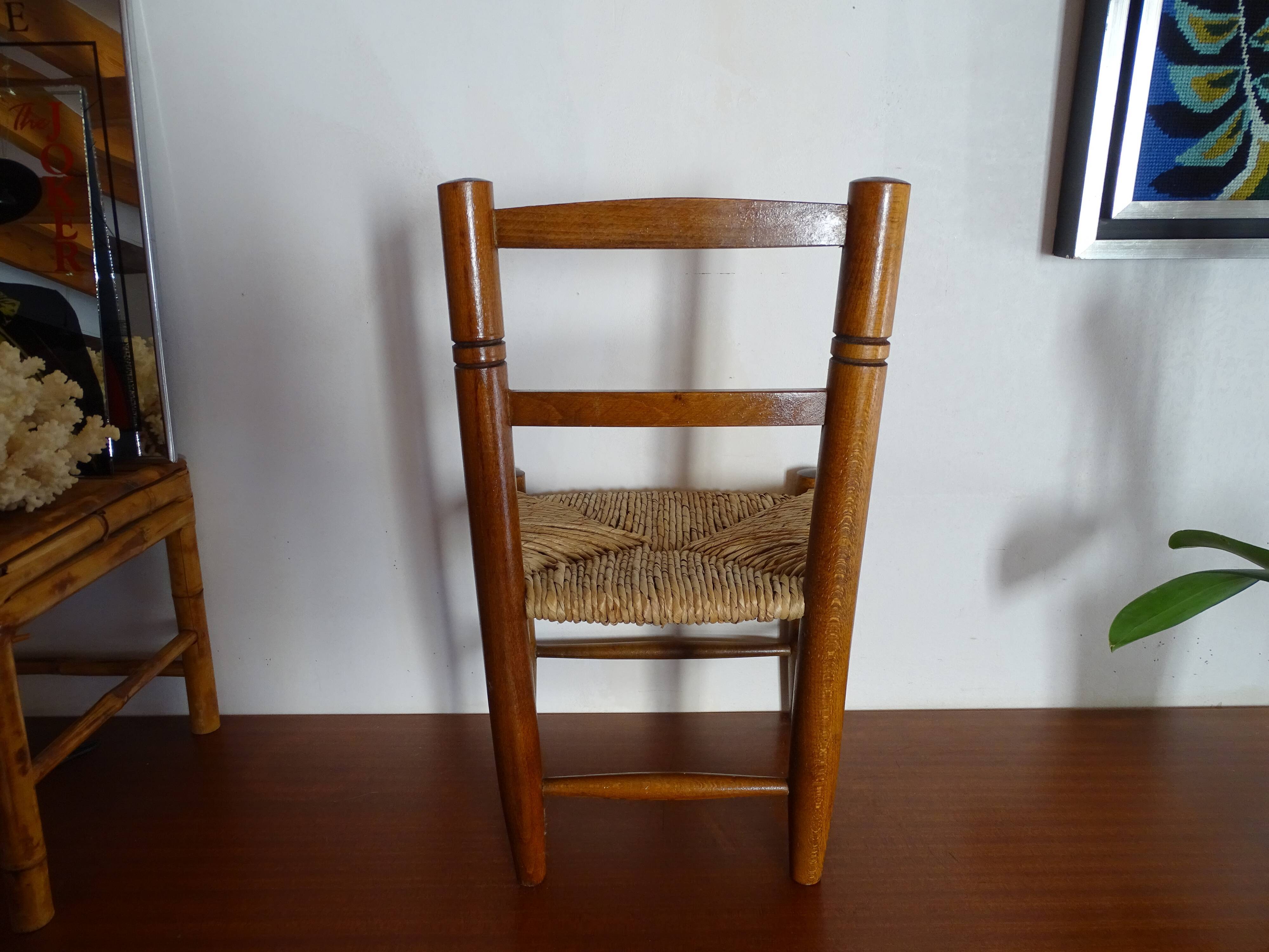 Chaise bois paillée enfant vintage