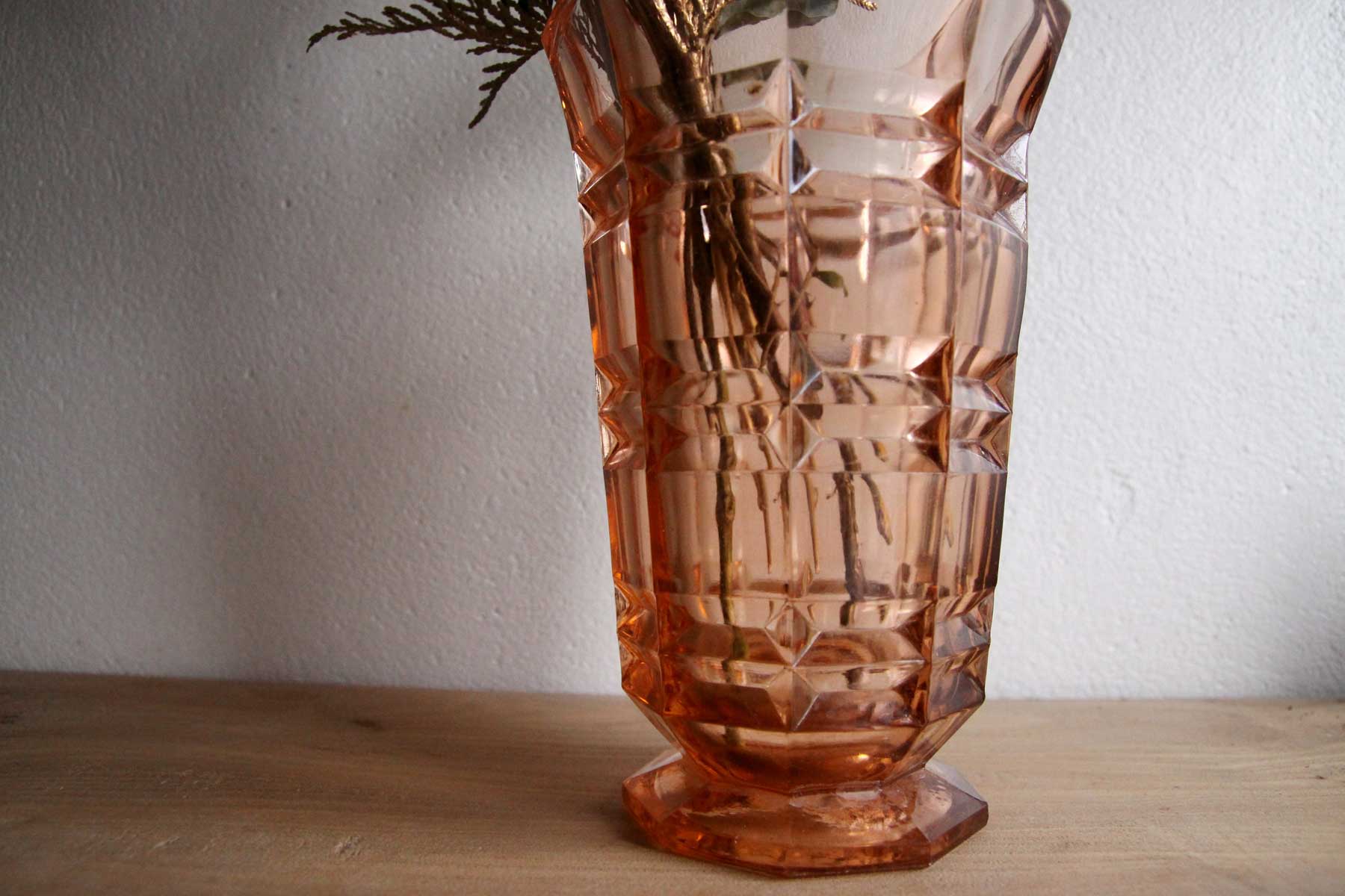 Chiseled glass vase