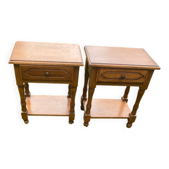 2 tables de chevet en bois