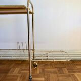 Scalable gold brass vinyl holder