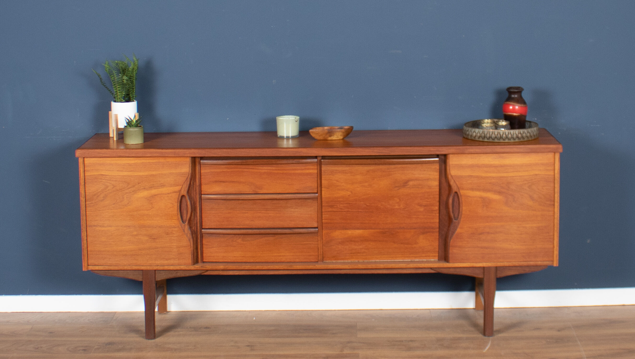 Retro teak 1960s long mid century sideboard by jentique