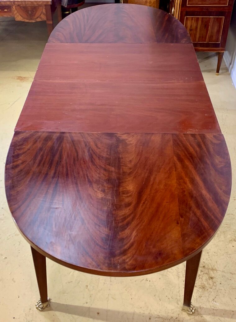Oval mahogany table Empire style