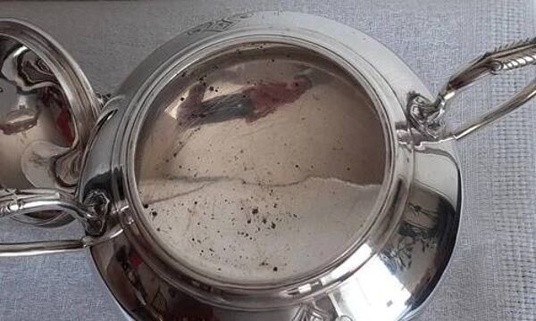 Orfèvre Cailar Bayard début XXe / Sucrier en métal argenté
