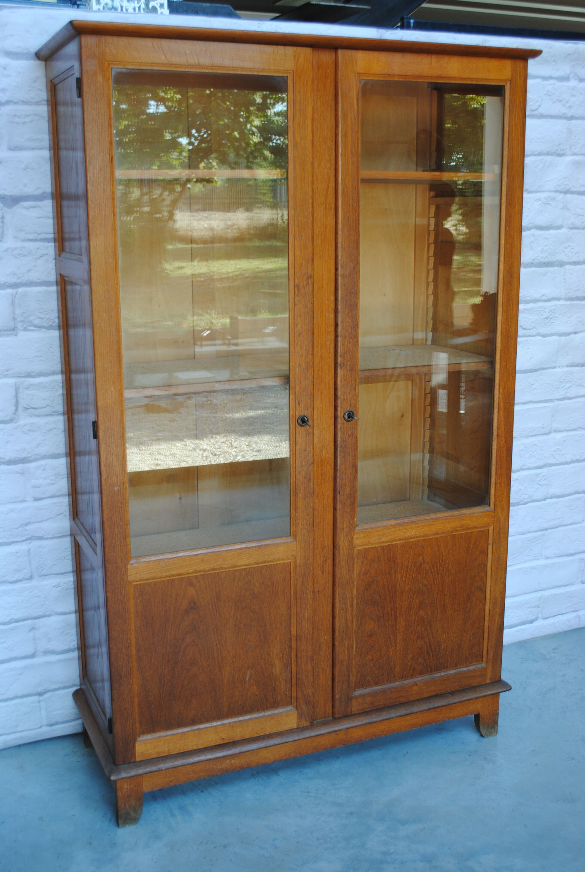 School wardrobe showcase