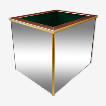 Cubic planter