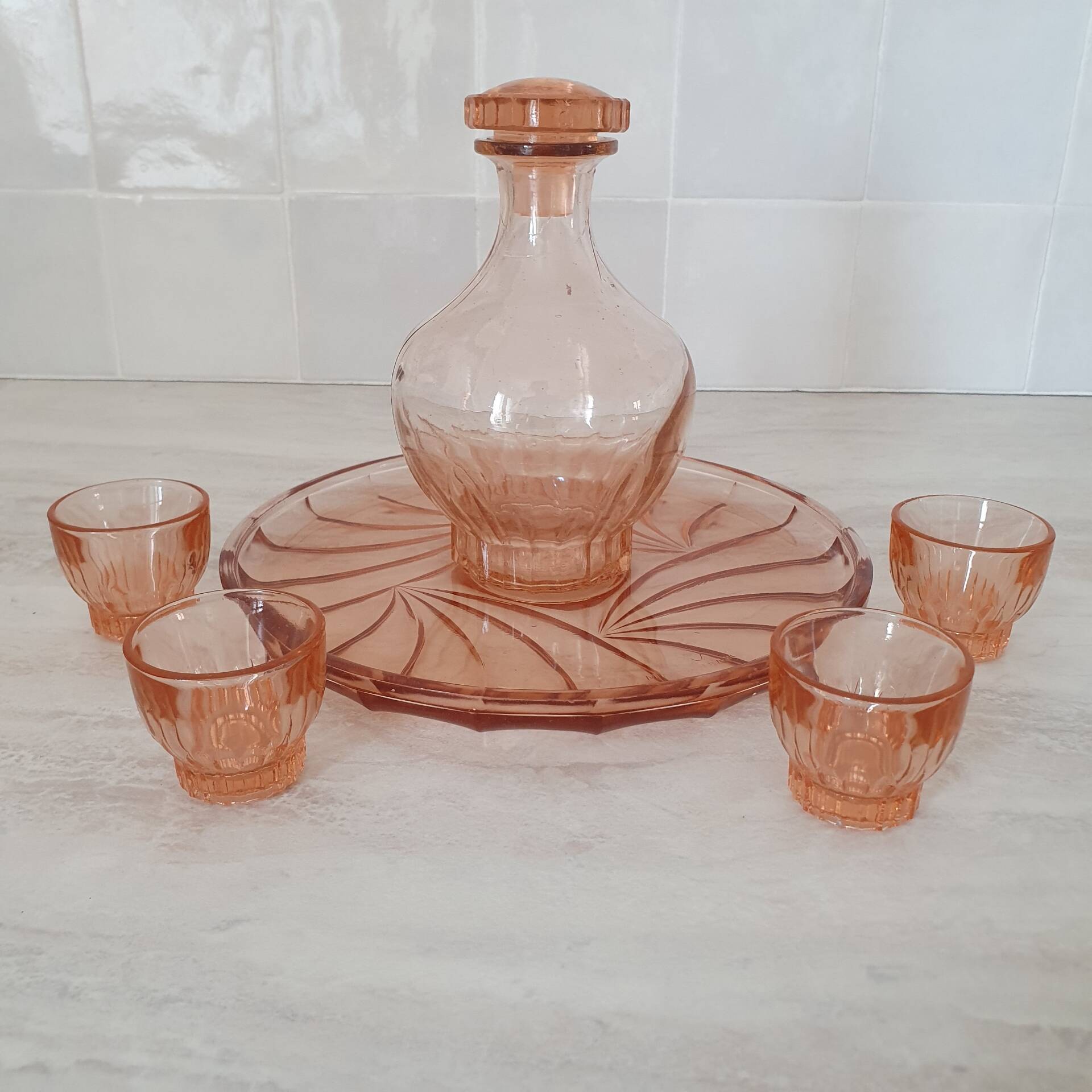 Jug and 4 glasses on Rosaline tray / Liqueur service