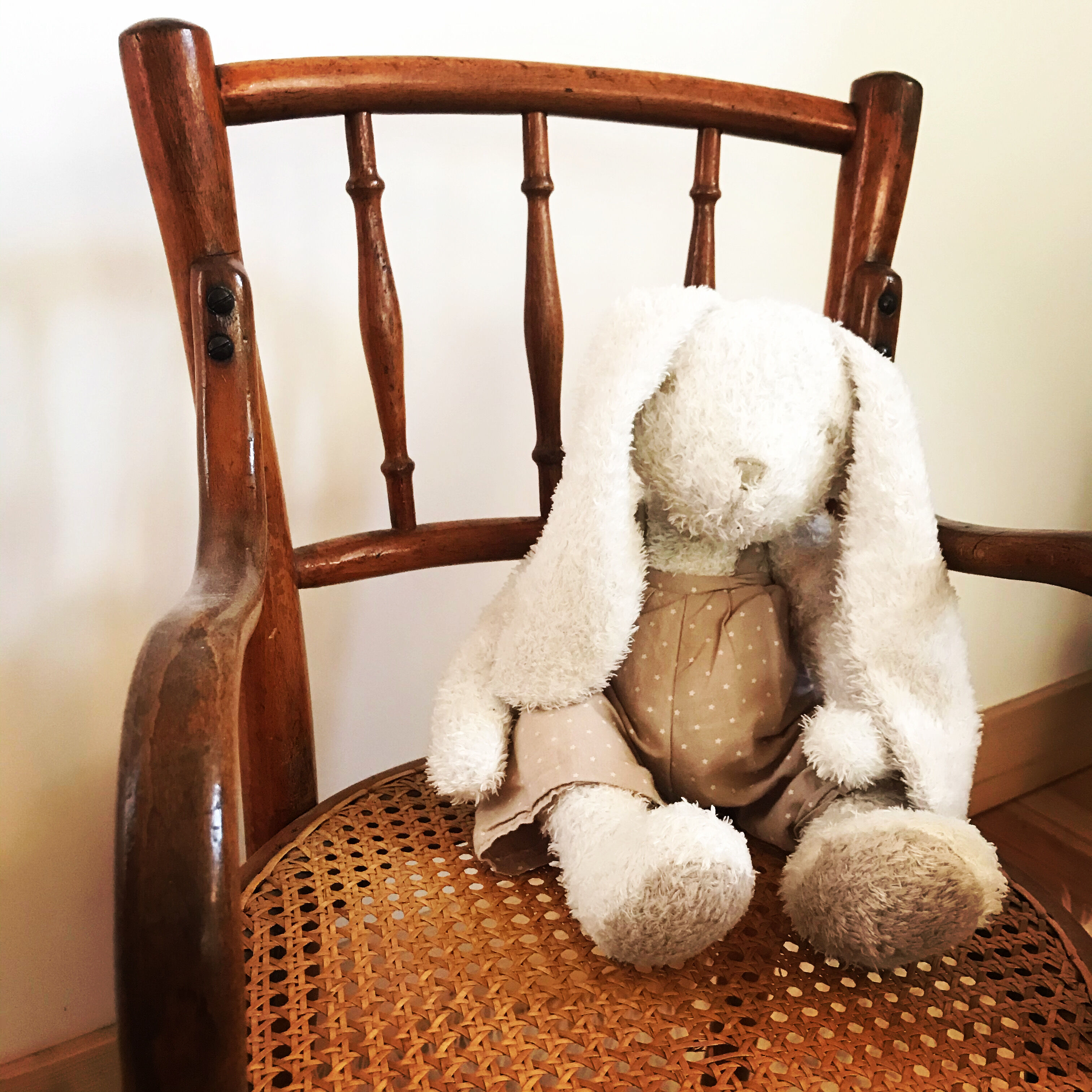 Children's bistro chair