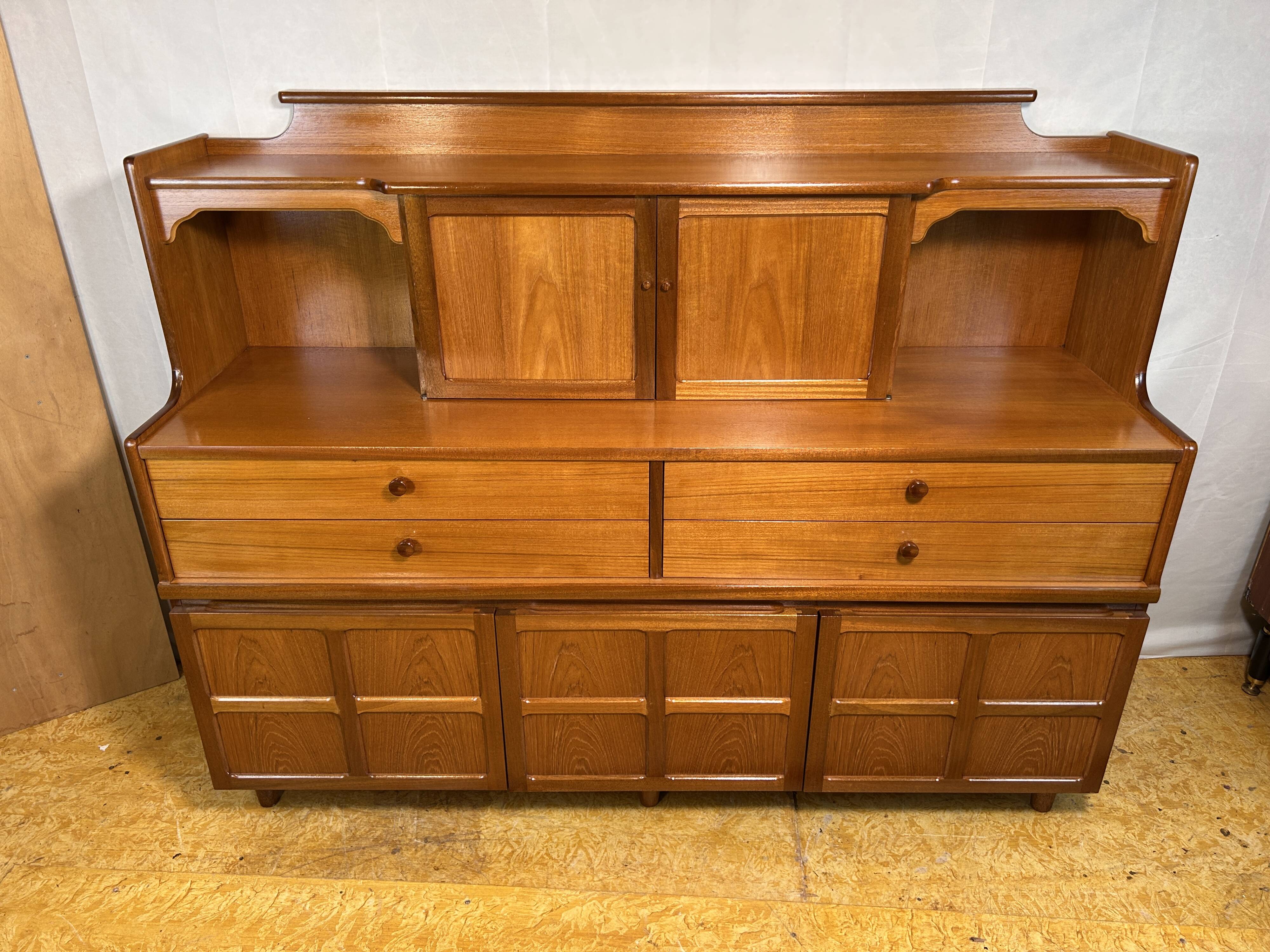 Mid-Century Retro Vintage Teak Highboard by Nathan 1960–1970  Exceptionally