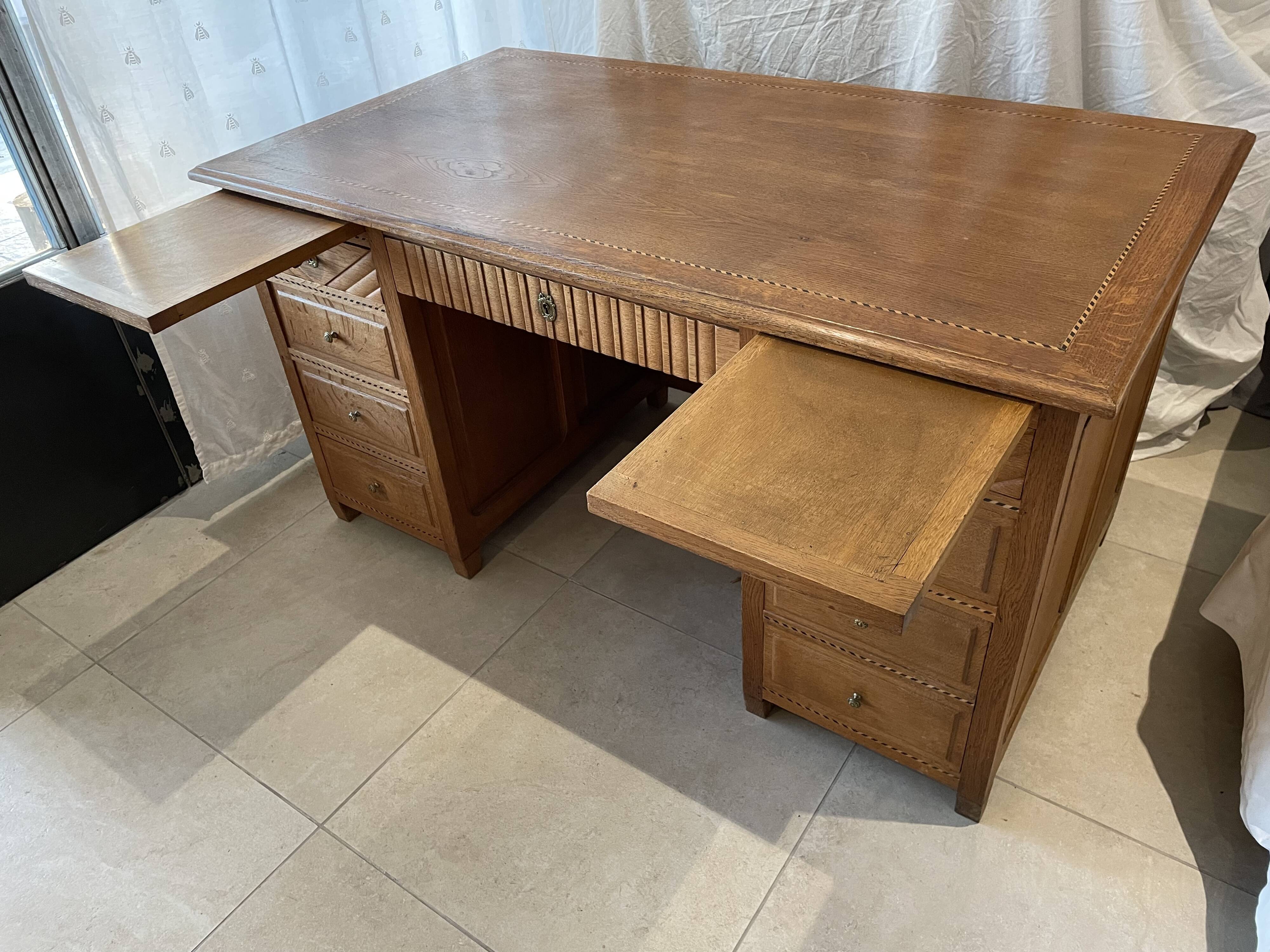 Minister's Office in Oak