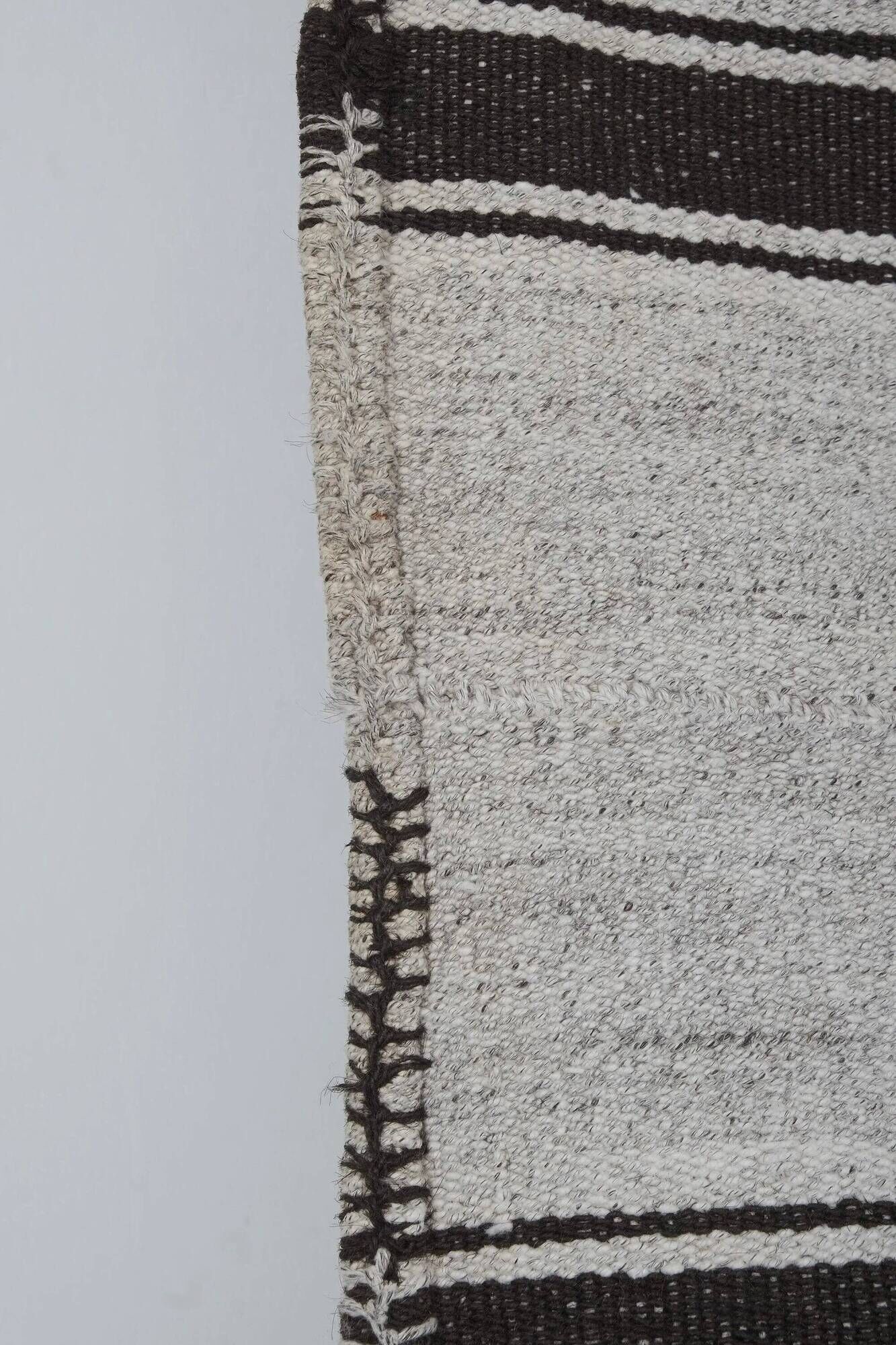 Kilim turc vintage tissé main 153x210 cm