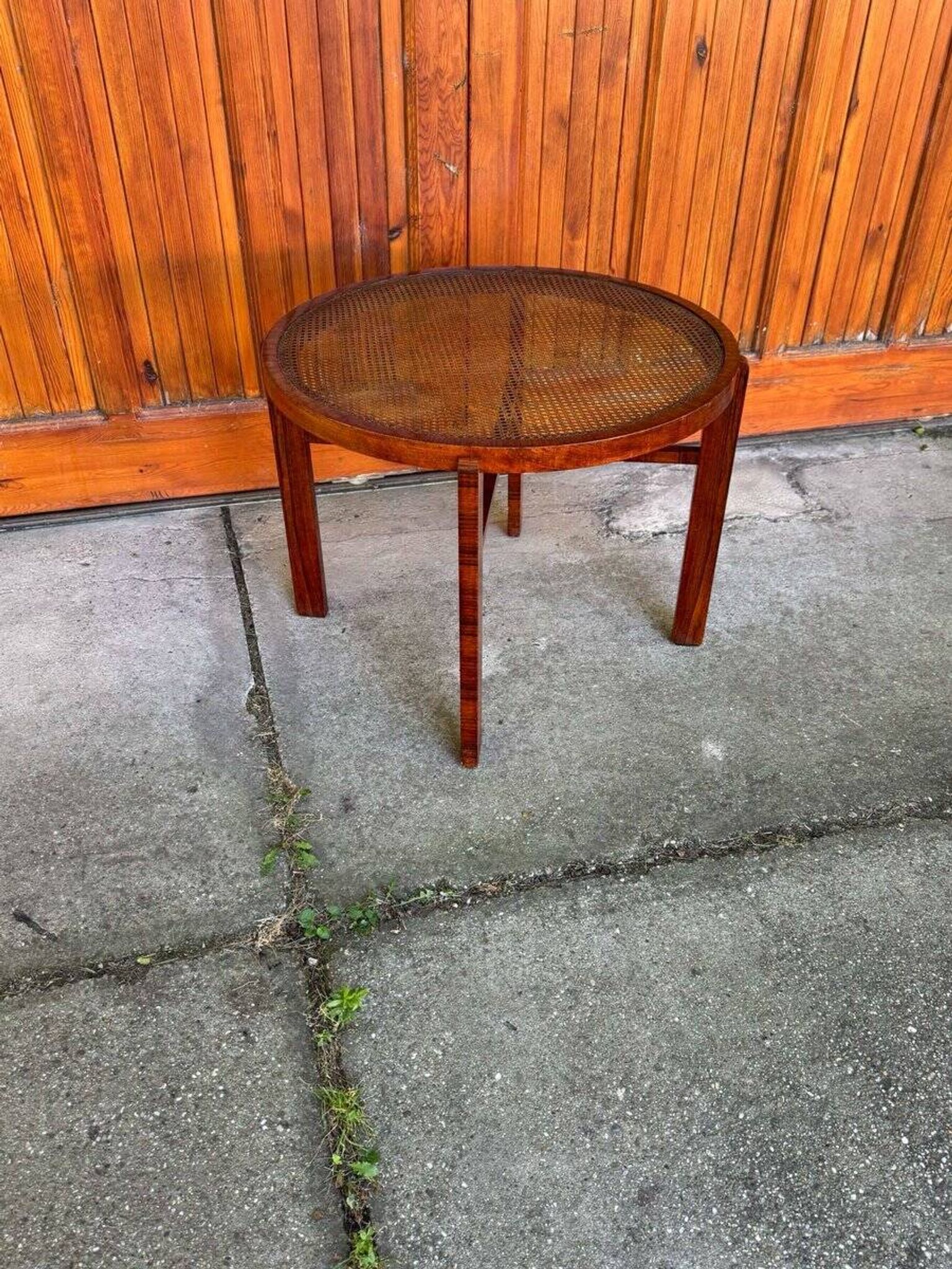Vintage Art Deco round side table with cane top and walnut wooden frame, 1930s