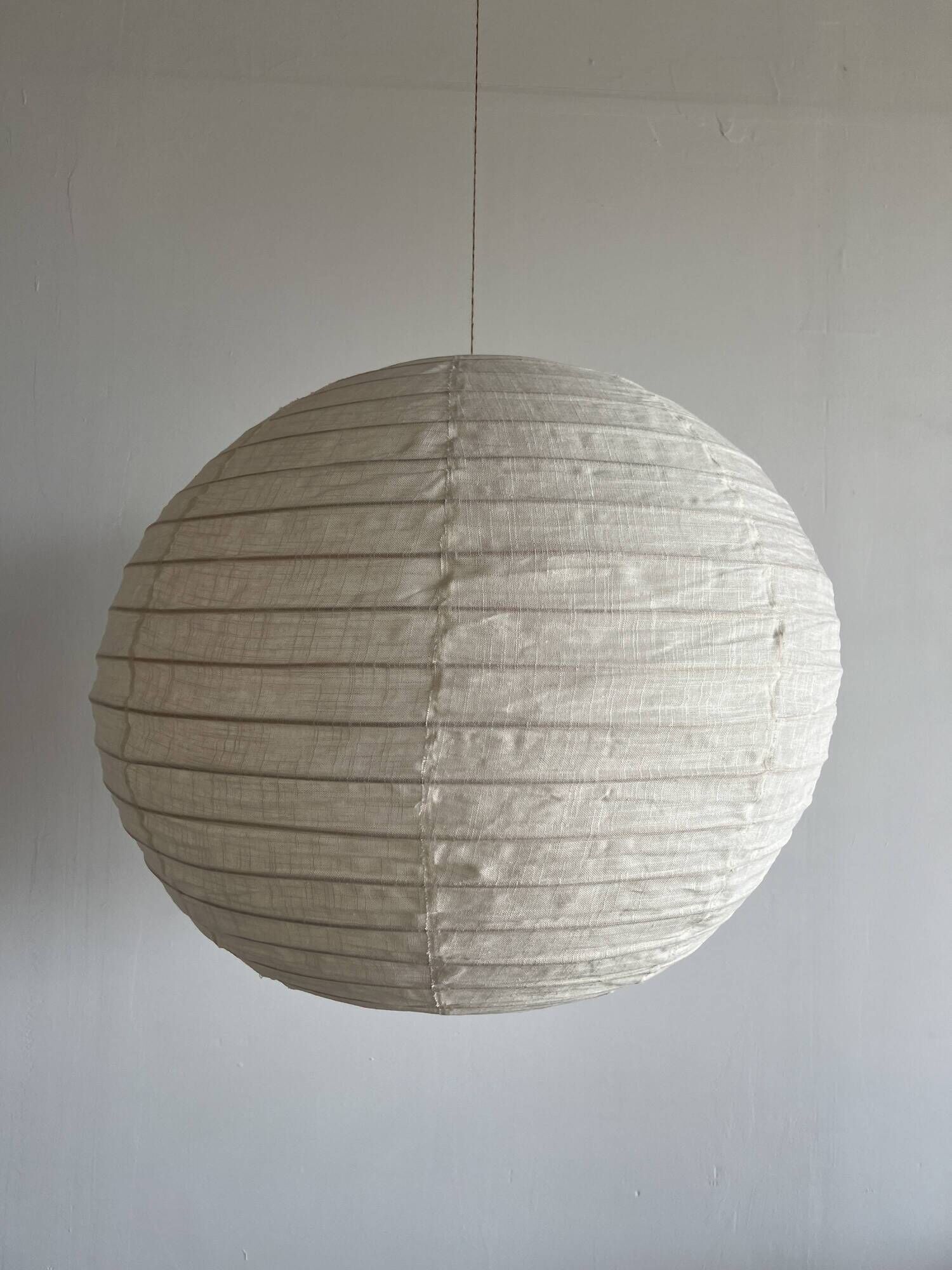 Large round suspension in rattan and natural linen, Japanese style, D:60.