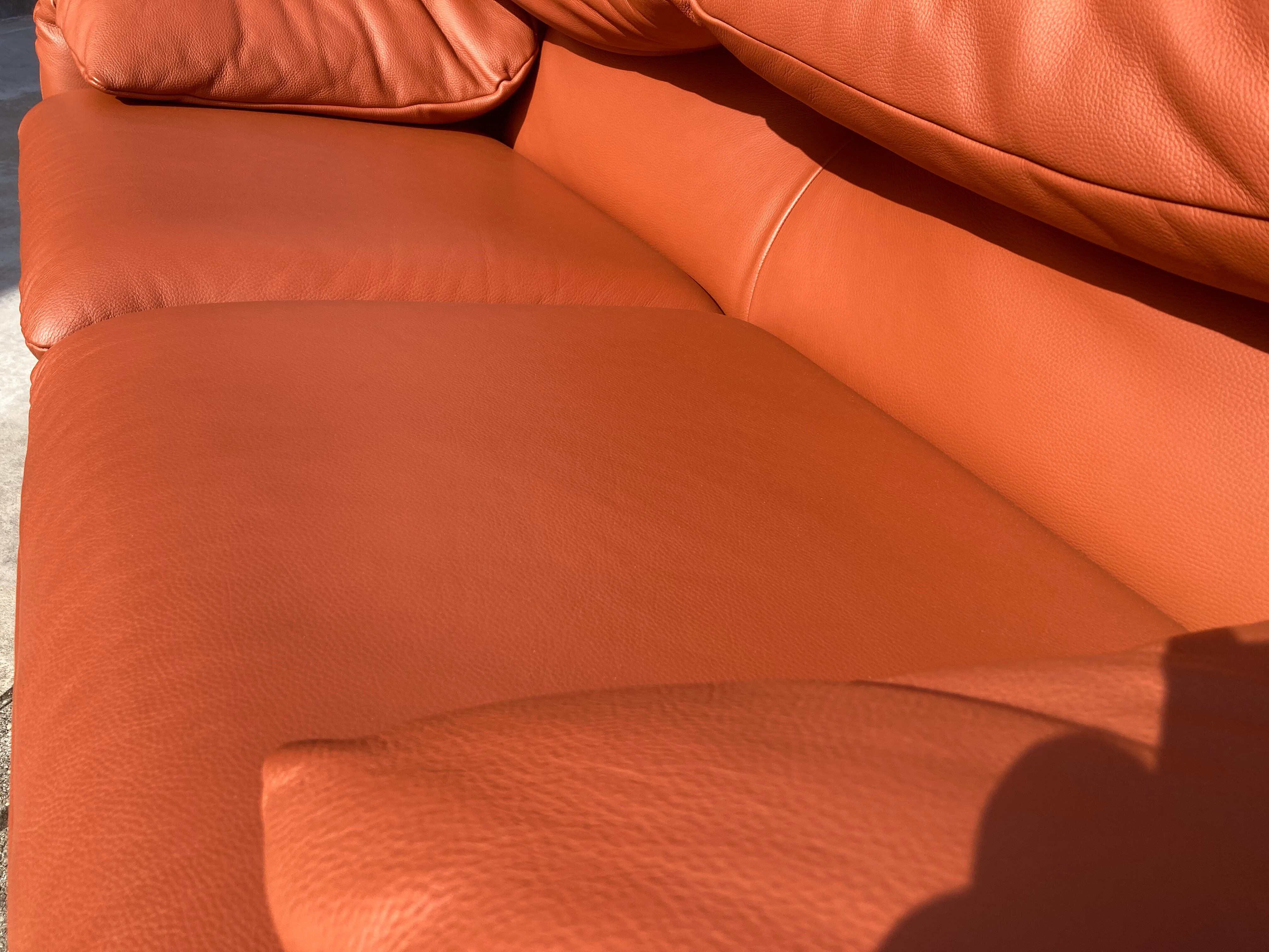 Cassina Maralunga 2seater by Vico Magistretti