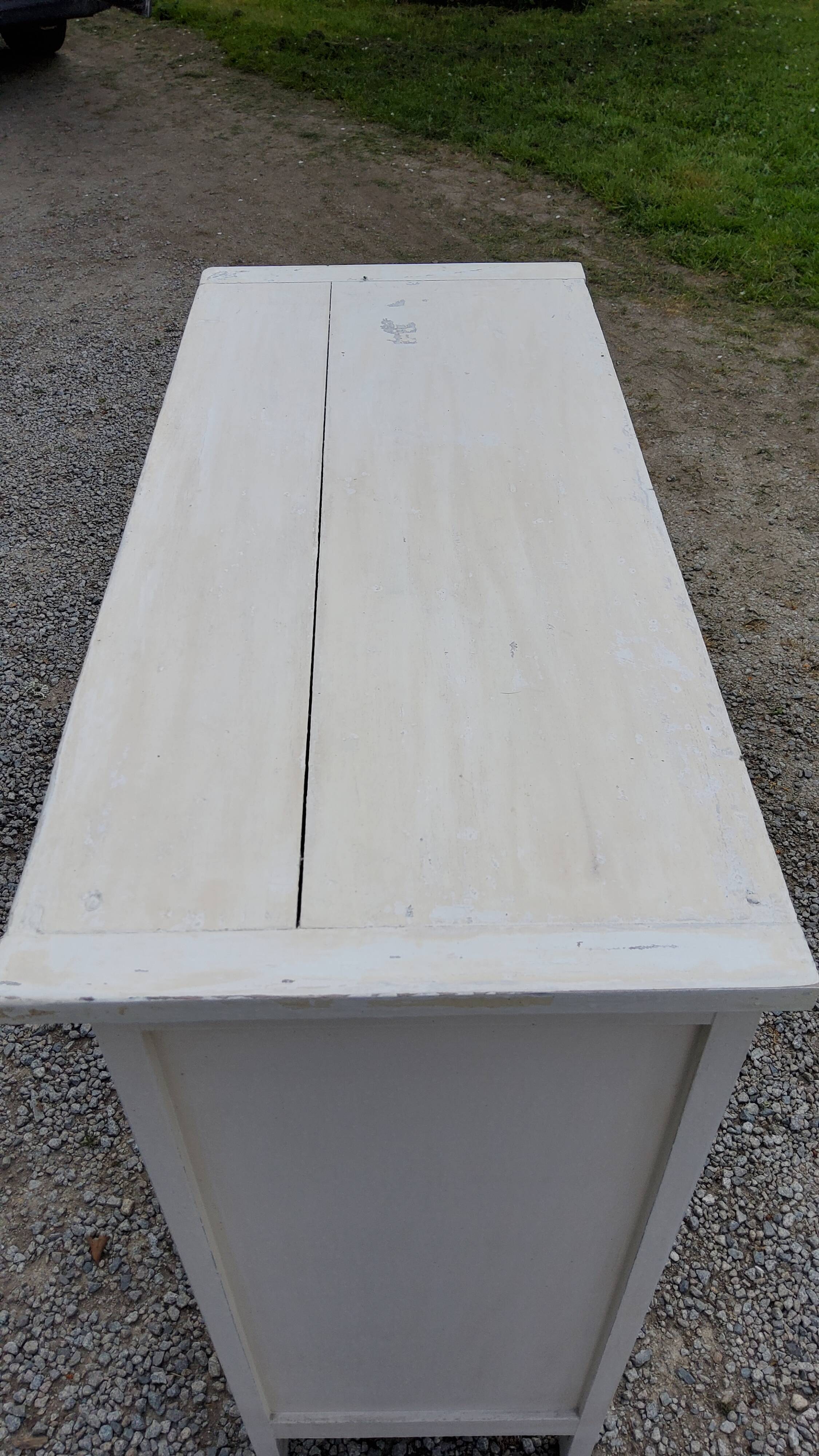 Old Parisian buffet 2 doors 2 drawers patinated white