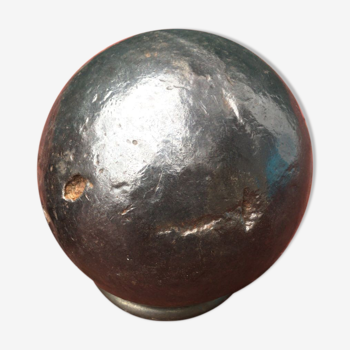 Ancienne boule d'athlétisme