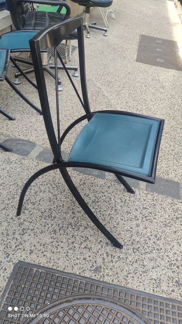 5chaises pliantes  bella en acier et cuir bleu pétrole maison cattelan