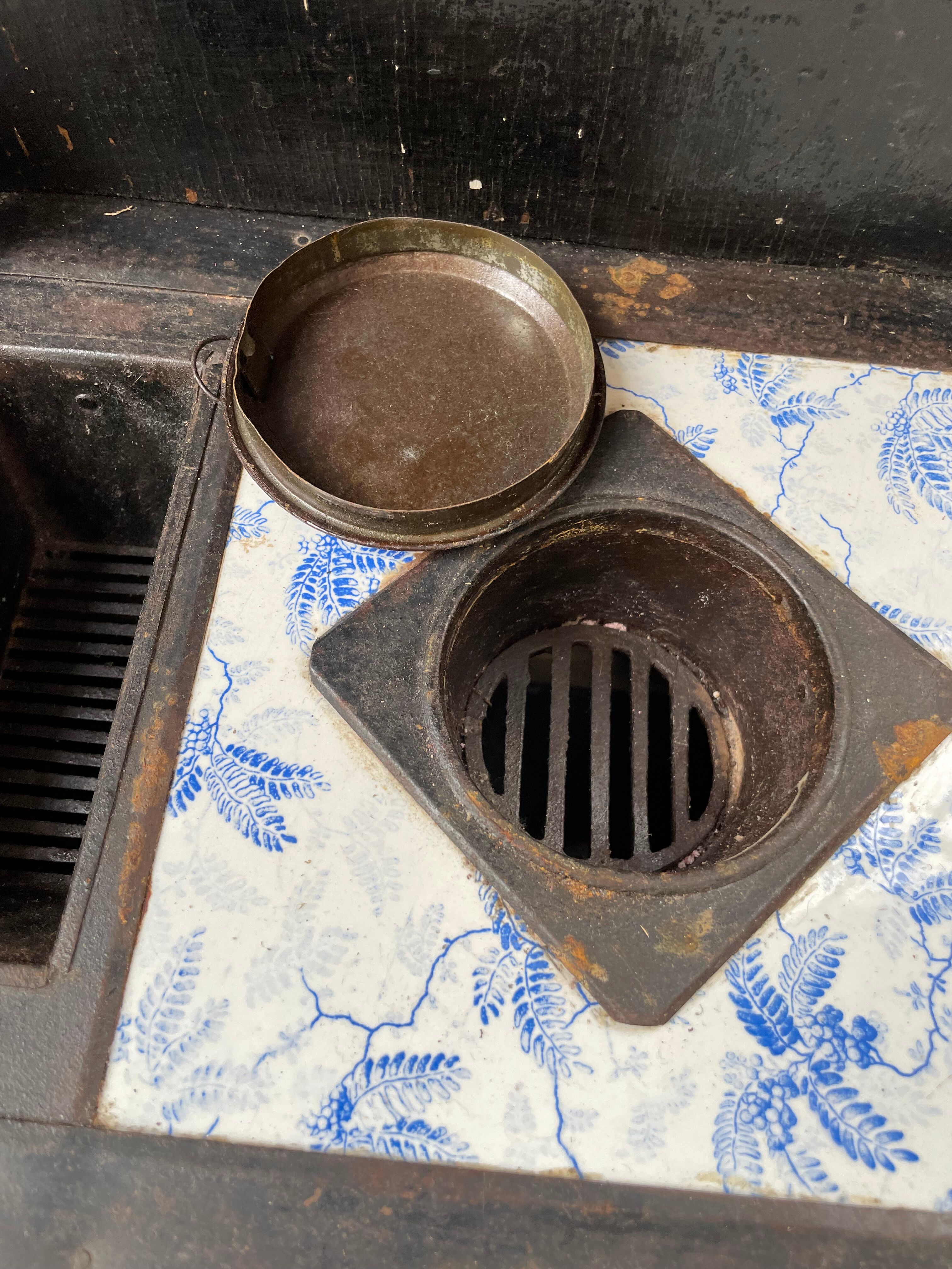 Children's toy stove antique