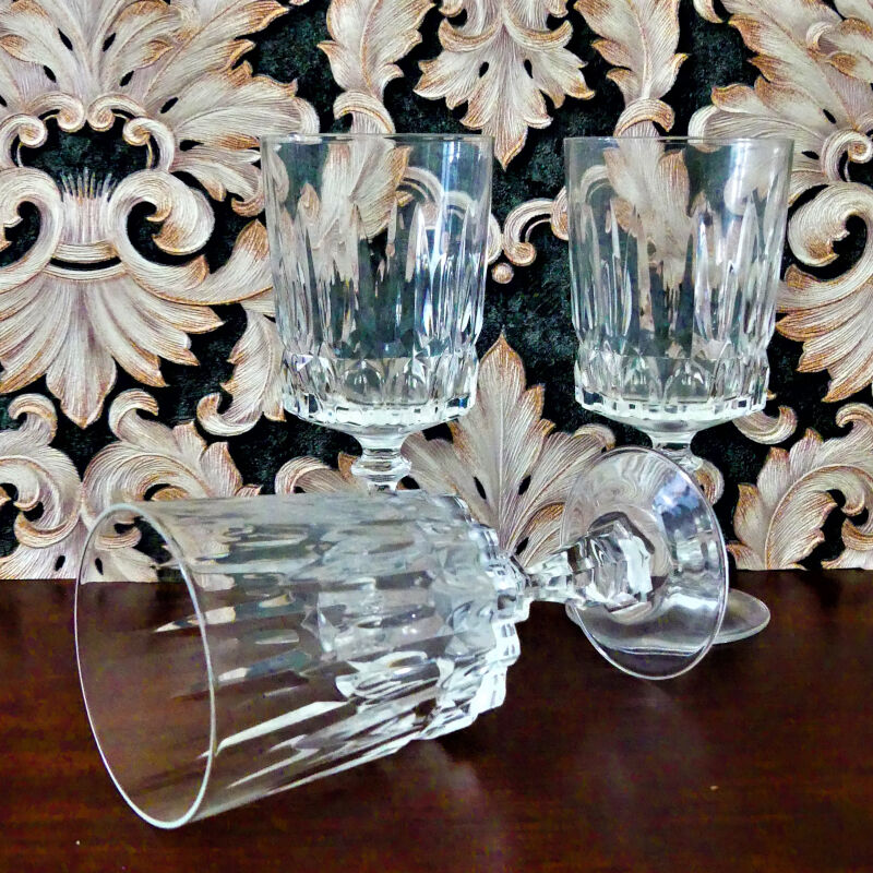 Five Chiseled Crystal Wine Glasses - Vintage 60s Glasses