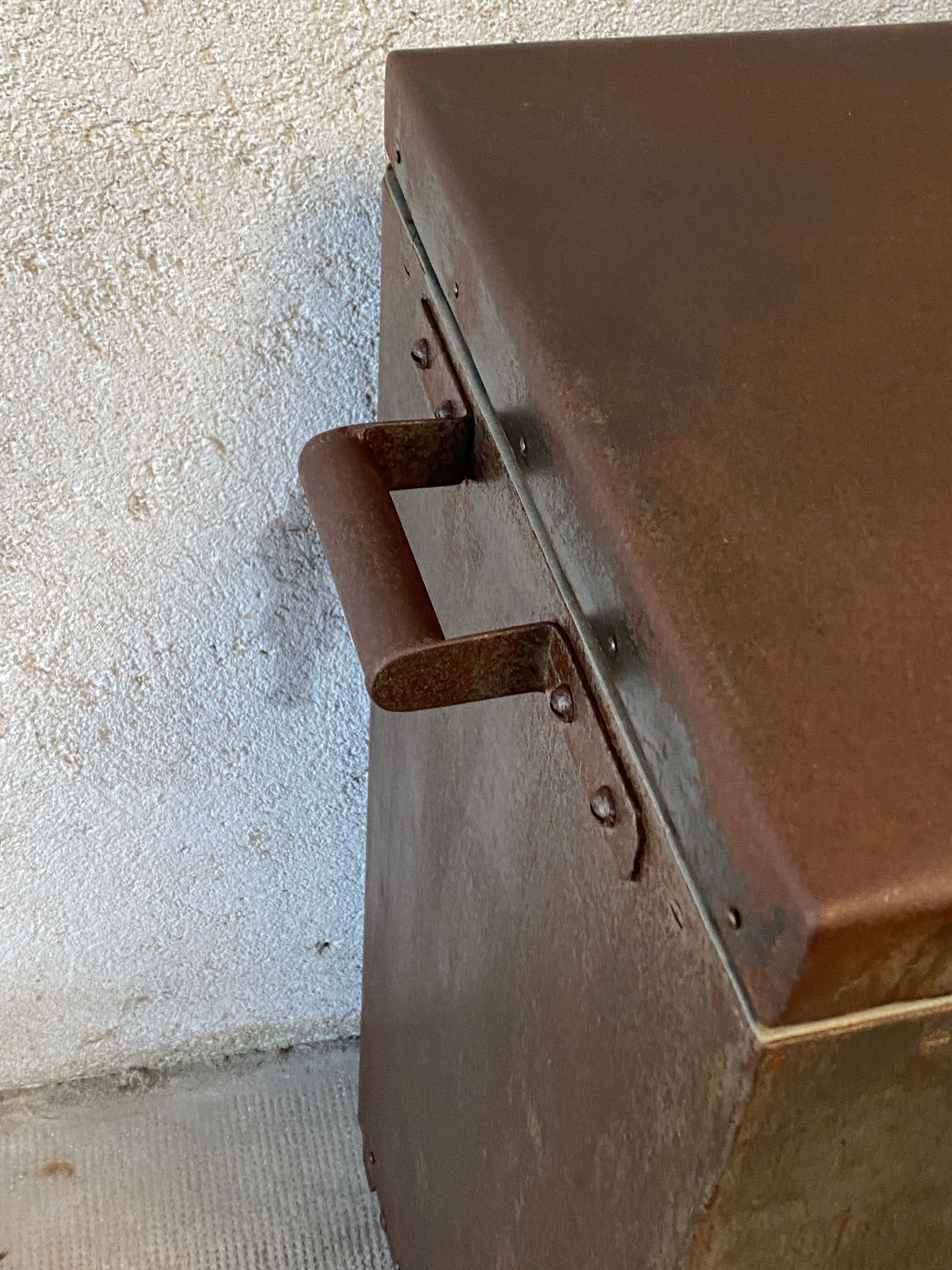 Old 1950 metal cooler