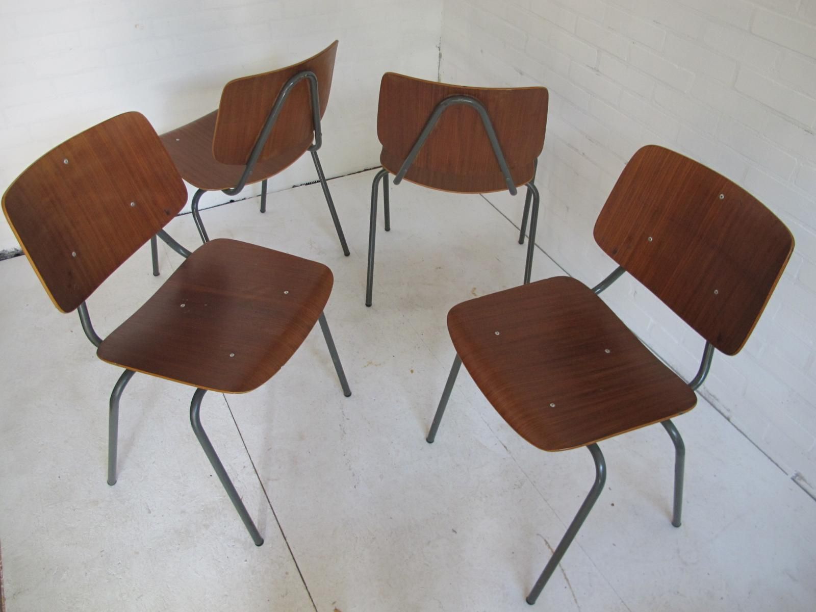 Set of 2 lounge chairs vintage teak by Kho Liang Ie for Car