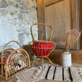 Rattan worker